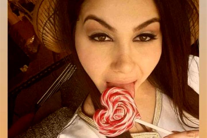 Elizabeth, 20 — Escort in San Sperate, Italy