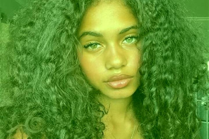 Elizabeth, 21, a black dark-eyed ebony companion based in Moscardo. Offering CIM, Erotic Massage, Massage, BDSM, Couples. Available for incall and outcall, d...
