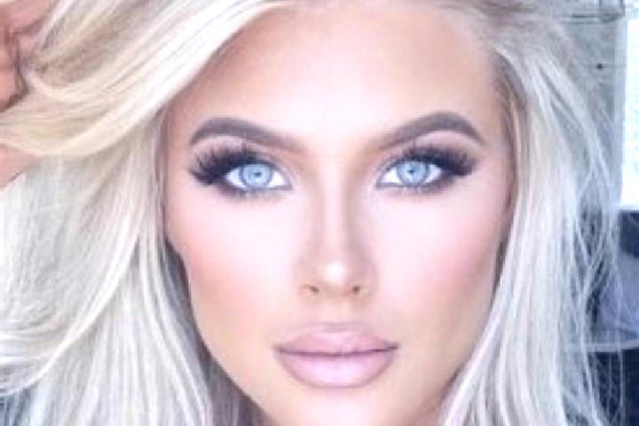 Elizabeth, 21, a platinum blonde dark-eyed indian companion based in Tominian. Offering Massage, 69, Tantra, Prostate Massage, GFE. Available for incall and ...