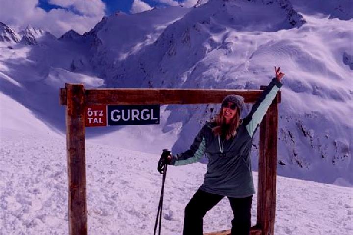 Elizabeth, 21 — Escort in Gurgl, Austria