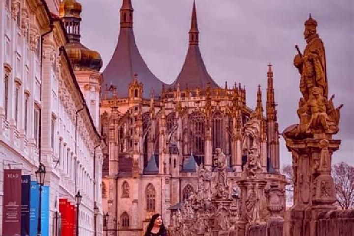 Elizabeth, 21 — Escort in Svetla Hora, Czech Republic