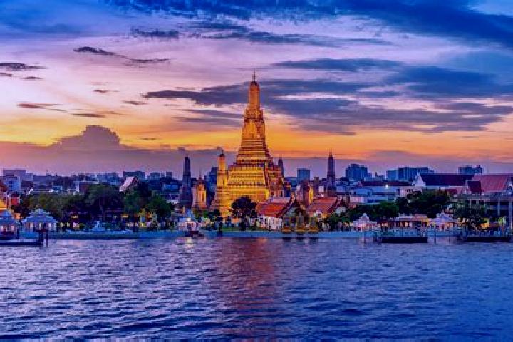 Elizabeth, 21 — Escort in Tron, Thailand