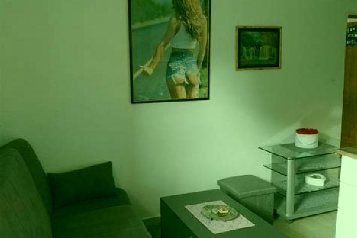 Elizabeth, 21 — Escort in Vetovo, Bulgaria