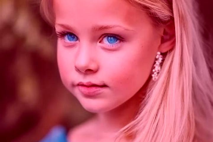 Elizabeth, 22, a blonde blue-eyed asian companion based in Frechilla de Almazan. Offering Duos, A-Level, Tantra. Available for incall and outcall, day and ev...