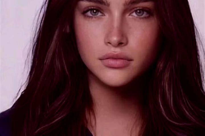 Elizabeth, 22, a brunette blue-eyed european companion based in Khera Khurd. Offering Roleplay, Tantra, Deep French Kissing, Couples, Striptease. Available f...