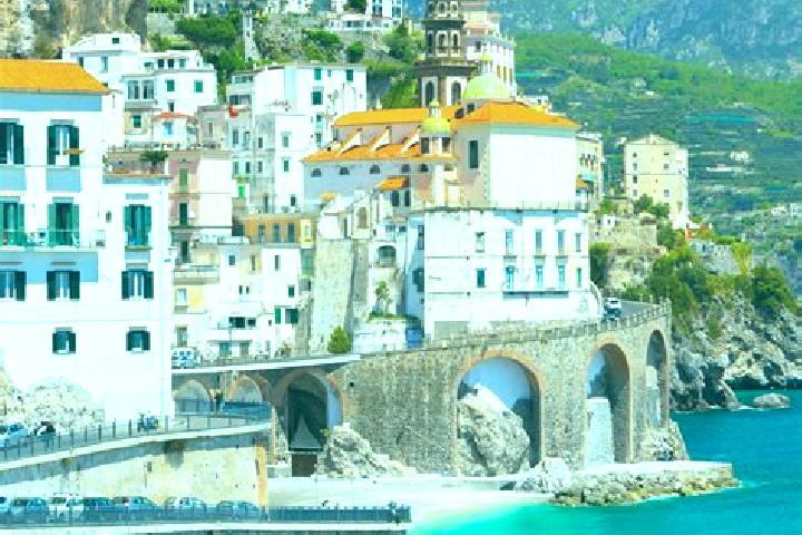 Elizabeth, 22 — Escort in Bomba, Italy
