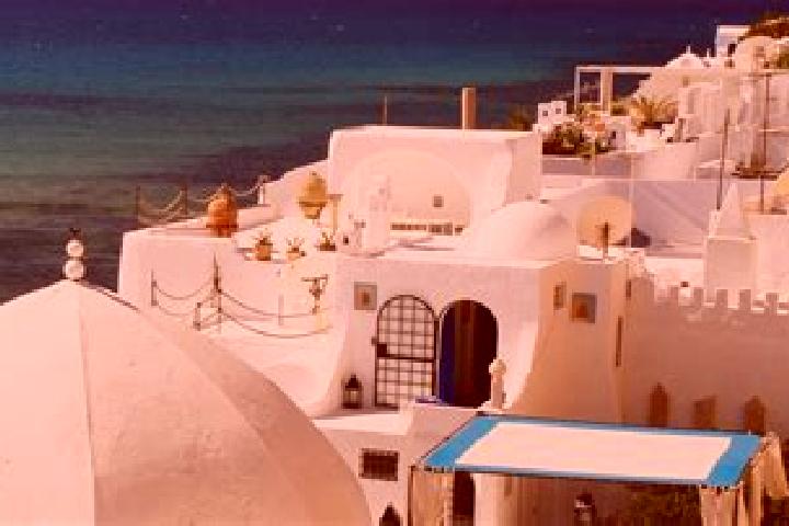 Elizabeth, 22 — Escort in El Masdour, Tunisia
