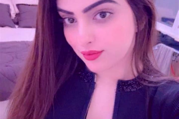 Elizabeth, 22 — Escort in India Hook, United States
