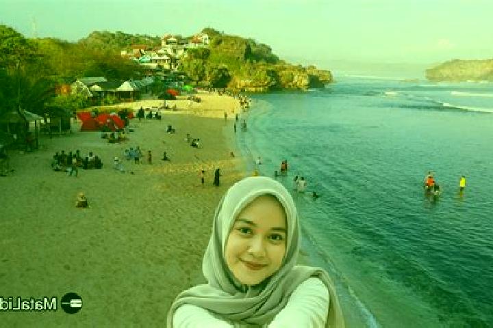 Elizabeth, 22 — Escort in Krajan Suko Kidul, Indonesia