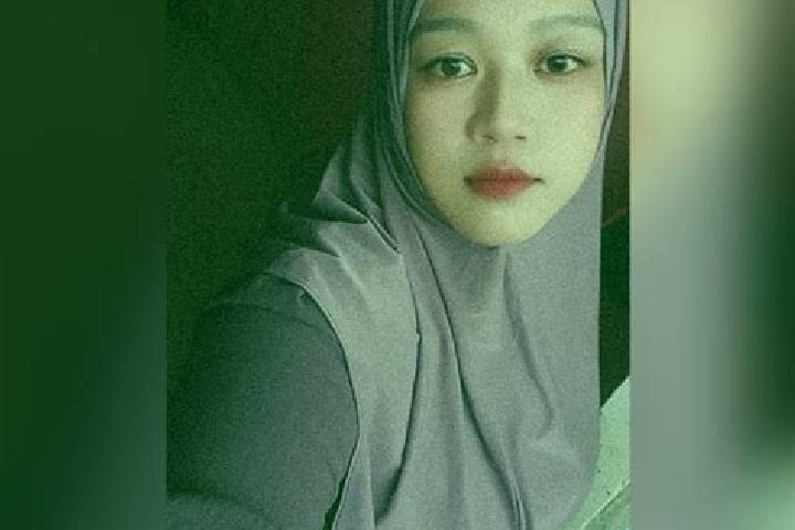 Elizabeth, 22 — Escort in Sembalunlawang, Indonesia