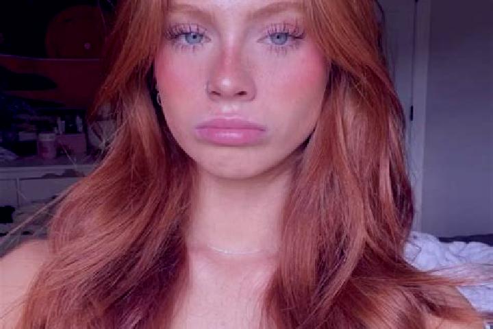 Elizabeth, 23, a auburn dark-eyed caucasian companion based in Graniti. Offering OWO, CIM, Deep French Kissing, Dinner Date, Travel Companion. Available for ...