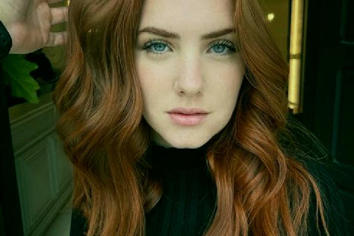 Elizabeth, 23, a auburn hazel-eyed mediterranean companion based in Aalterbrug. Offering Massage, Dinner Date, A-Level. Available for incall and outcall, ove...