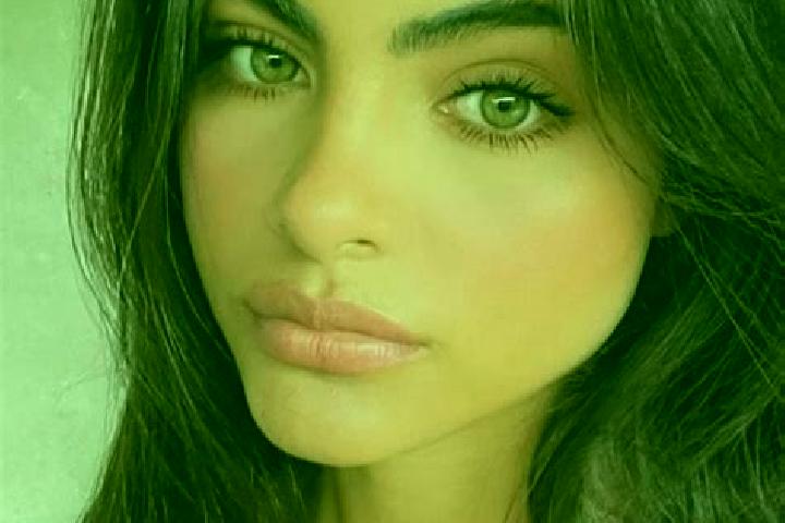 Elizabeth, 23, a black hazel-eyed caribbean companion based in Glifa. Offering Massage. Available for incall and outcall, day and evening dates.