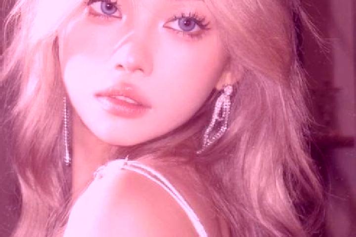 Elizabeth, 23, a blonde amber-eyed asian companion based in Mora Villalobos. Offering Tantra, OWO, Girlfriend Experience. Available for incall and outcall, o...