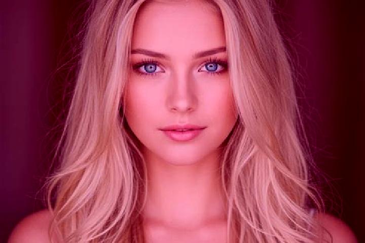 Elizabeth, 23, a blonde amber-eyed mixed companion based in Gohad. Offering BDSM, Erotic Massage, Fetish. Available for incall and outcall, overnight booking...