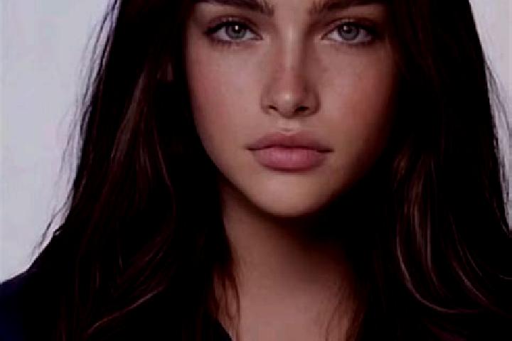 Elizabeth, 23, a brunette blue-eyed caucasian companion based in Piangipane. Offering CIM, Domination, Prostate Massage, Girlfriend Experience. Available for...