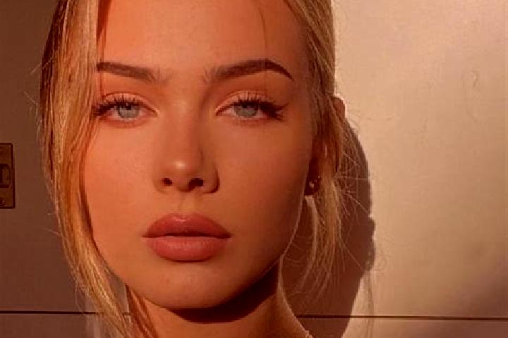 Elizabeth, 23, a dark blonde dark-eyed european companion based in Erimo. Offering Fetish, Massage, Overnight, CIM, Duos. Available for incall and outcall, d...