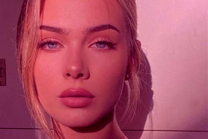 Elizabeth, 23, a red grey-eyed european companion based in Nibas. Offering 69, Travel Companion, Party Girl. Available for incall and outcall, day and evenin...
