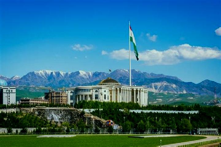 Elizabeth, 23 — Escort in Bokhtar, Tajikistan