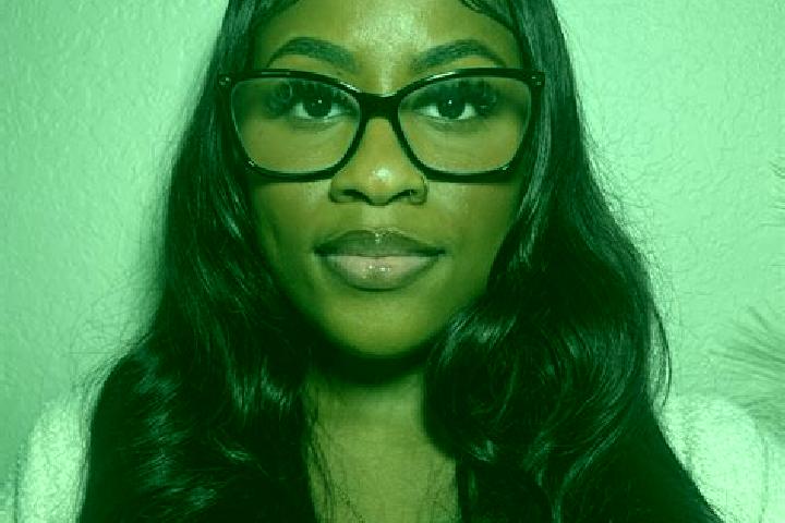 Elizabeth, 23 — Escort in Combined Locks, United States