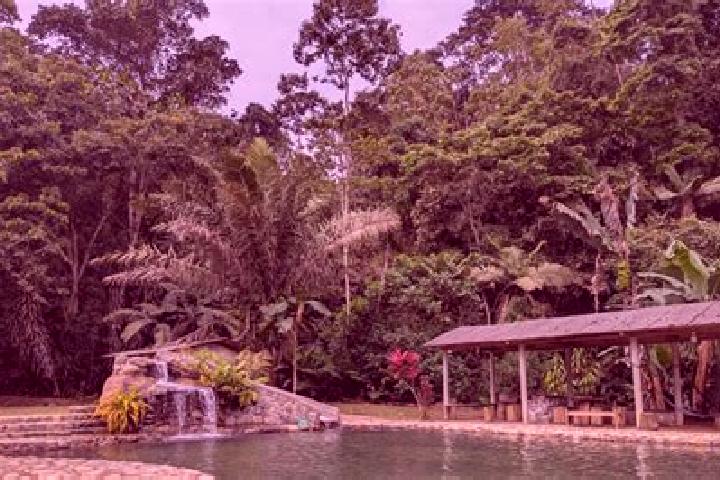 Elizabeth, 23 — Escort in Echeandia, Ecuador