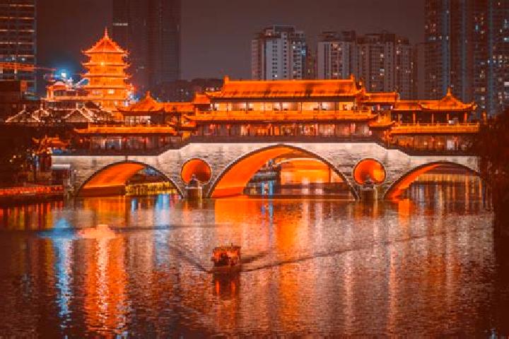 Elizabeth, 23 — Escort in Huaxi, China