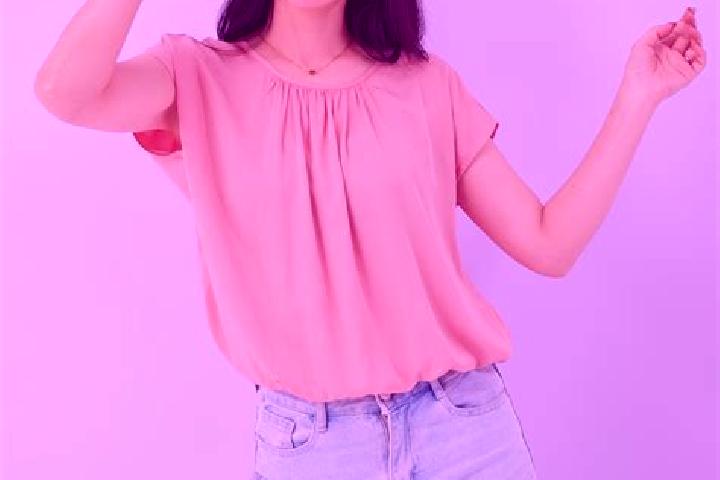 Elizabeth, 23 — Escort in Ka Lok, Myanmar