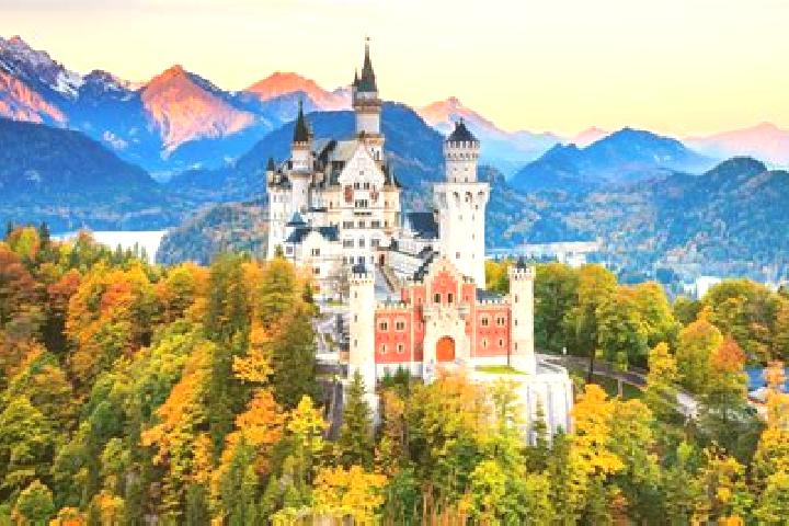 Elizabeth, 23 — Escort in Kashofen, Germany