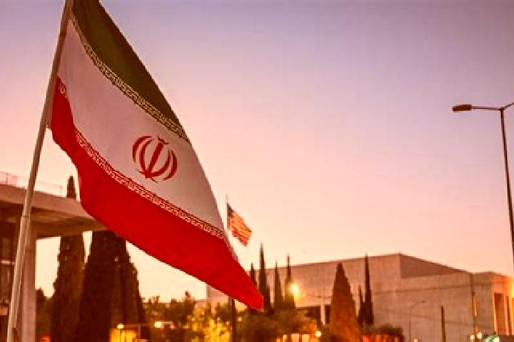 Elizabeth, 23 — Escort in Kut-e Navaser, Iran
