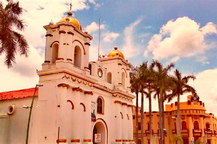 Elizabeth, 23 — Escort in La Alameda del Rincon, Mexico