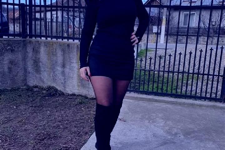 Elizabeth, 23 — Escort in Nasaud, Romania