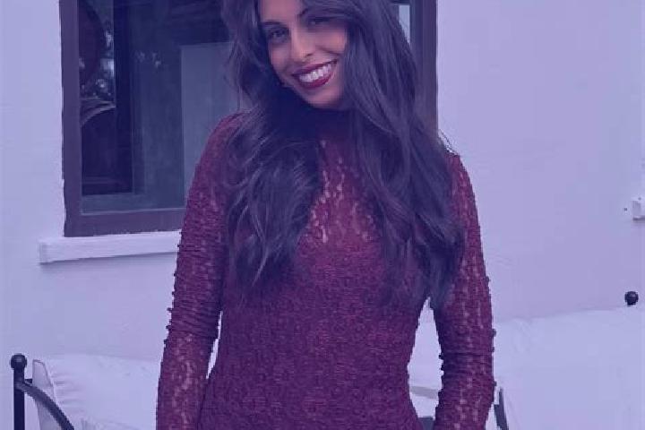 Elizabeth, 23 — Escort in Santa Maria Sola, Mexico