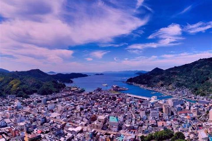 Elizabeth, 23 — Escort in Yawatahama, Japan