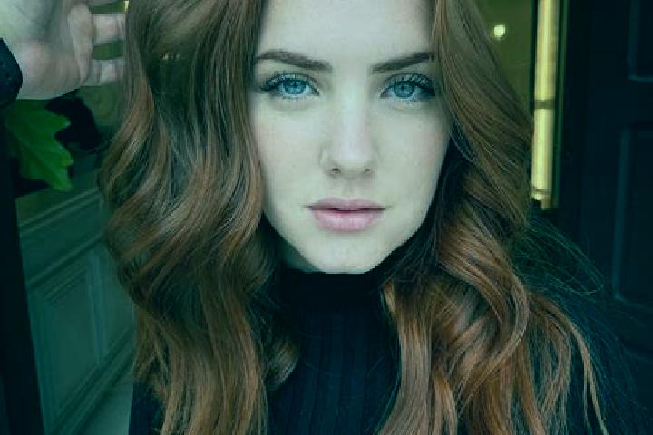 Elizabeth, 24, a auburn blue-eyed mediterranean companion based in Chiassa-Tregozzano. Offering Dinner Date, Deep French Kissing, GFE, Roleplay, Erotic Massa...