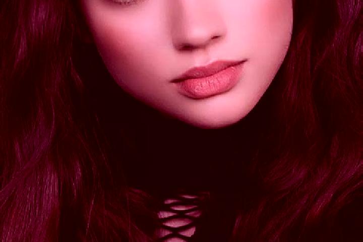 Elizabeth, 24, a brunette dark-eyed mixed companion based in Tabaloslos. Offering Fetish, BDSM, Erotic Massage, Domination. Available for incall and outcall,...