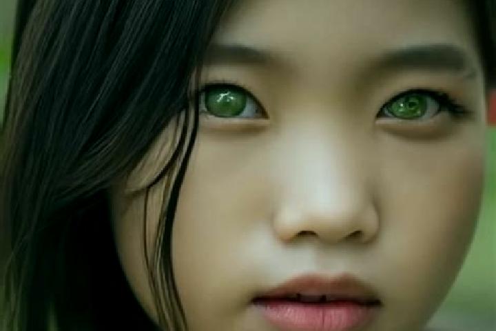 Elizabeth, 24, a chestnut green-eyed asian companion based in Prylypche. Offering Couples, Party Girl, Duos, CIM, Domination. Available for incall and outcal...