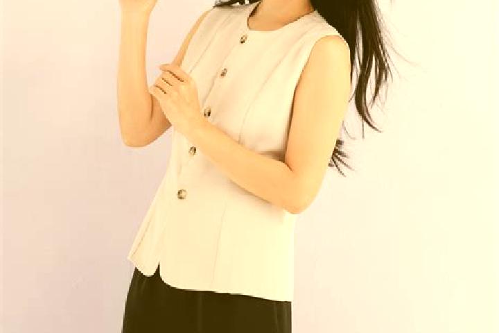 Elizabeth, 24 — Escort in Ah Hpyauk, Myanmar