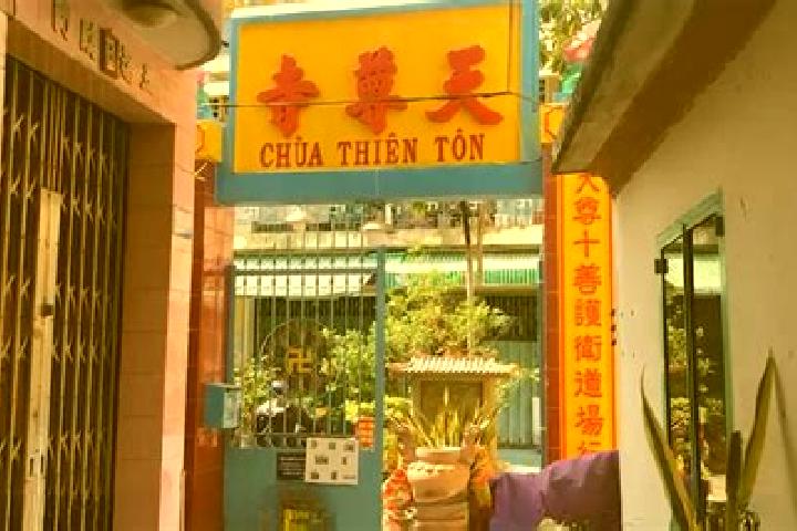 Elizabeth, 24 — Escort in Thien Ton, Vietnam