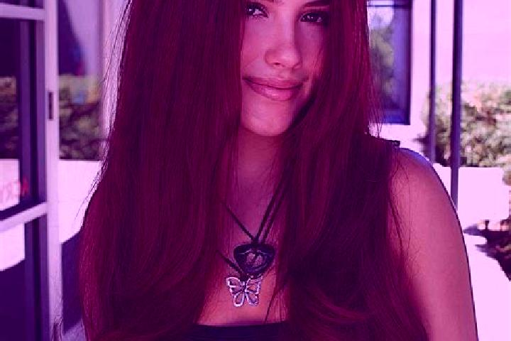 Elizabeth, 25, a auburn dark-eyed mixed companion based in Tomulesti. Offering 69, Party Girl, GFE. Available for incall and outcall, overnight bookings avai...