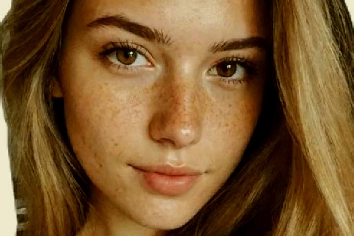 Elizabeth, 25, a blonde hazel-eyed european companion based in Vangazi. Offering Party Girl, OWO, A-Level. Available for incall and outcall, day and evening ...