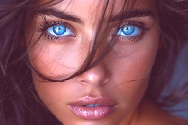 Elizabeth, 25, a red blue-eyed latina companion based in Owa. Offering OWO, Duos, 69. Available for incall and outcall, day and evening dates.