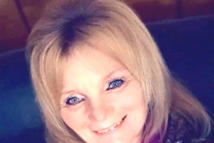 Elizabeth, 25 — Escort in Bowmanstown, United States