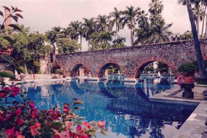 Elizabeth, 25 — Escort in El Carreton, Mexico