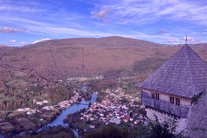 Elizabeth, 25 — Escort in Laktasi, Bosnia and Herzegovina
