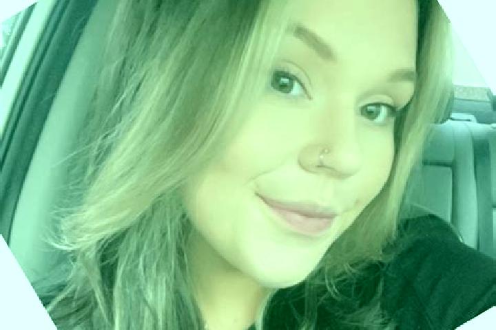 Elizabeth, 25 — Escort in North Amityville, United States