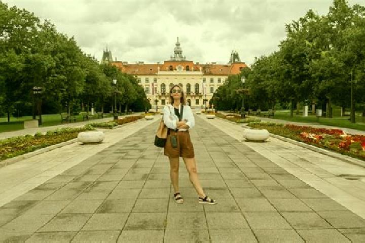 Elizabeth, 25 — Escort in Obrovac, Serbia