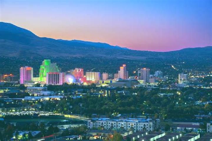 Elizabeth, 25 — Escort in Reno, United States