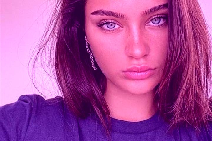 Elizabeth, 26, a brunette dark-eyed caribbean companion based in Le Camas. Offering GFE, Prostate Massage, Overnight, Tantra. Available for incall and outcal...
