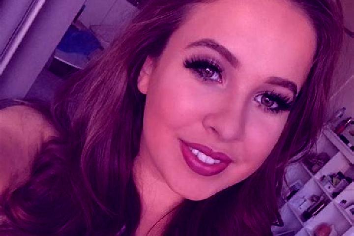Elizabeth, 26, a dark blonde amber-eyed caucasian companion based in Tuzantla. Offering Erotic Massage, Girlfriend Experience, Prostate Massage. Available fo...