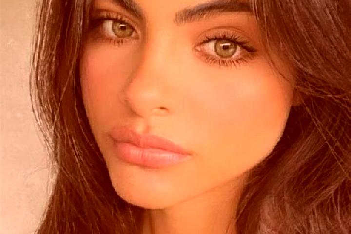 Elizabeth, 26, a dark blonde dark-eyed indian companion based in Burk. Offering Party Girl, Massage, BDSM, Couples. Available for incall and outcall, overnig...